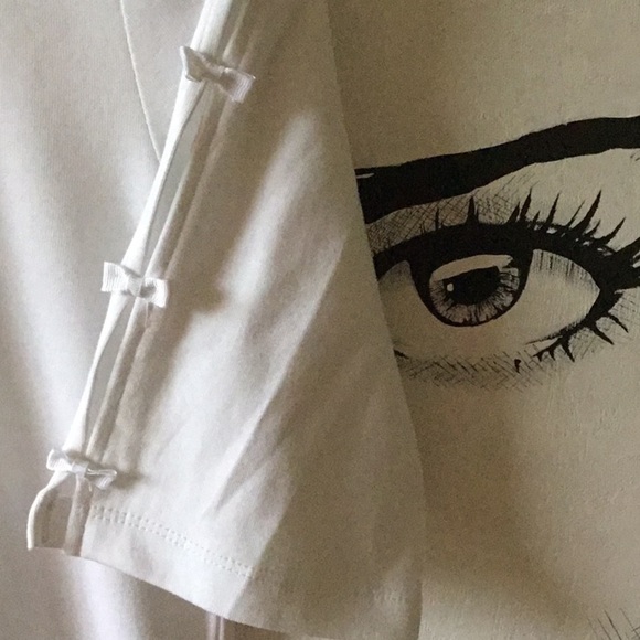 Not so Simple White Tee - Picture 2 of 6